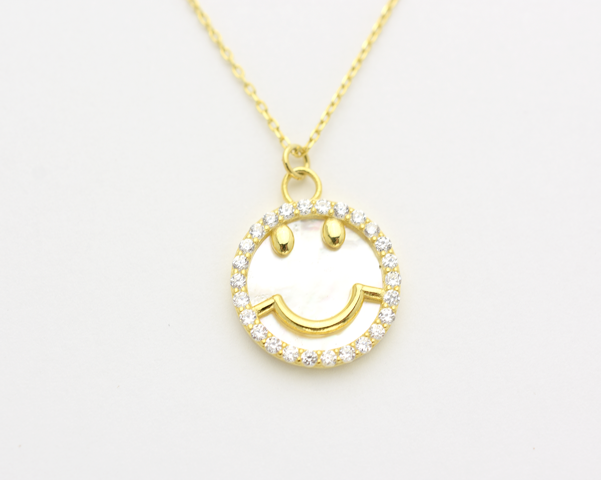 Smiley Face Necklace - Mother of Pearl