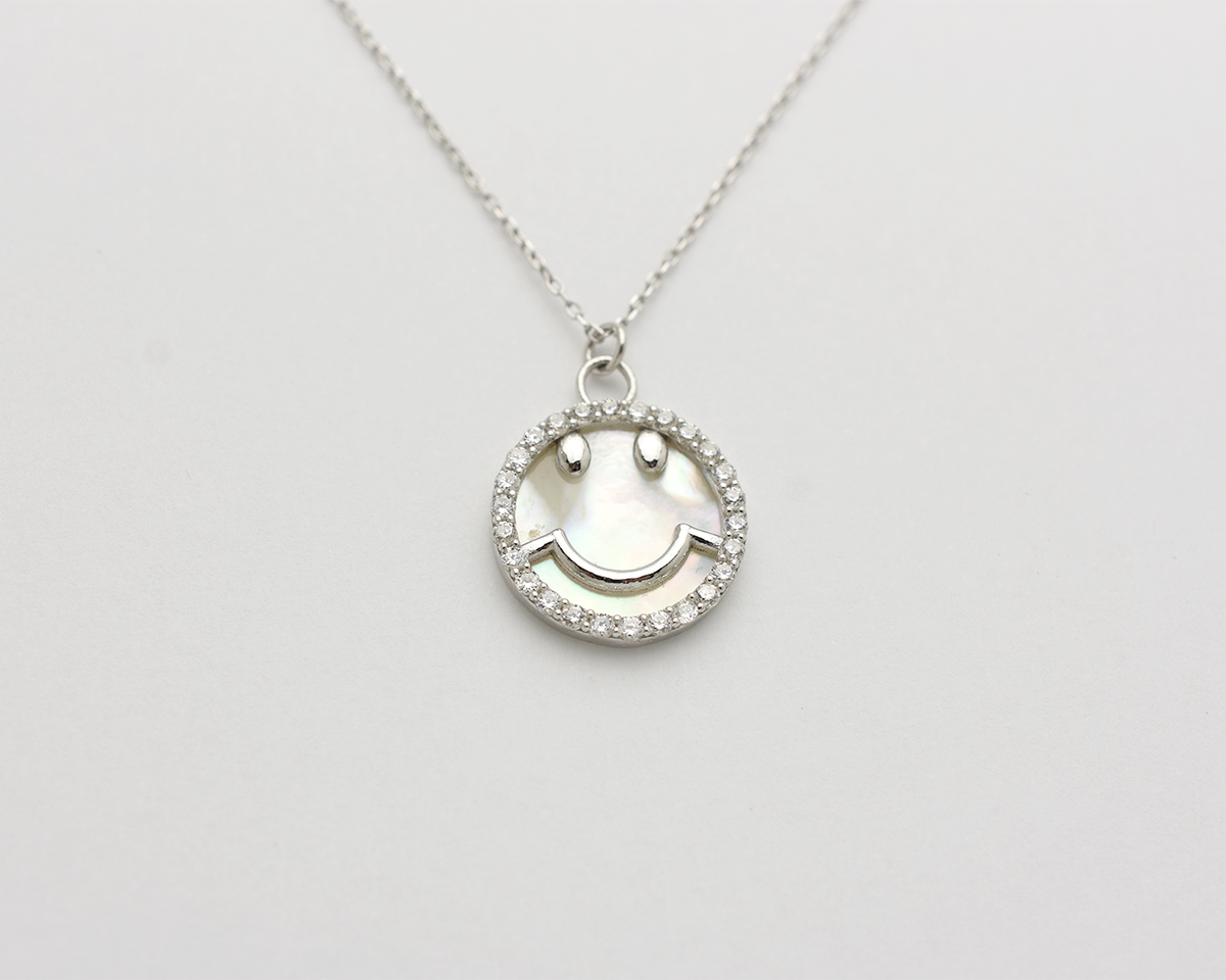 Smiley Face Necklace - Mother of Pearl