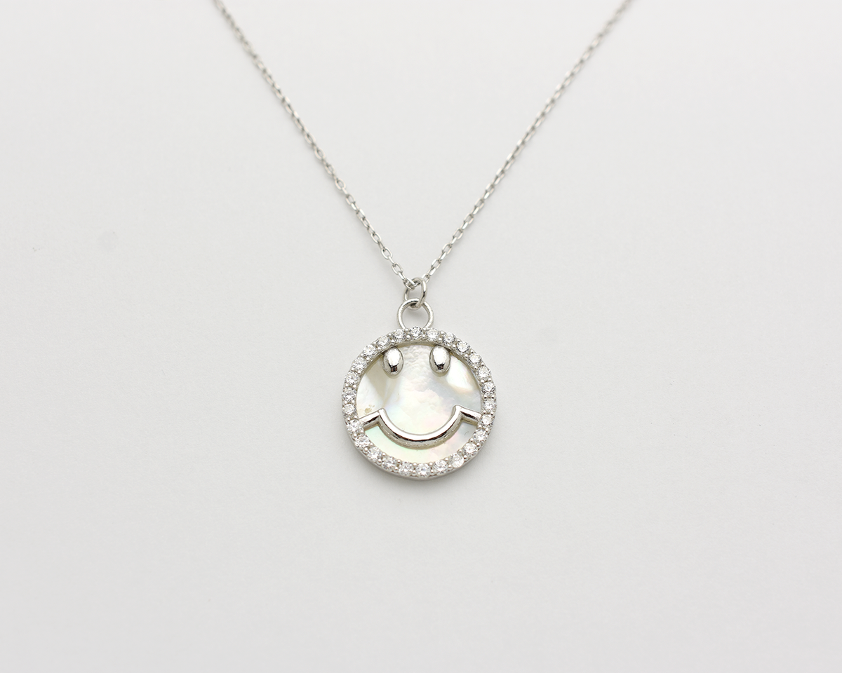 Smiley Face Necklace - Mother of Pearl