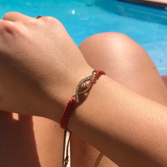 macrame evil eye bracelet 